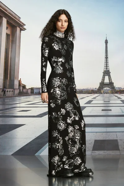 Look 30